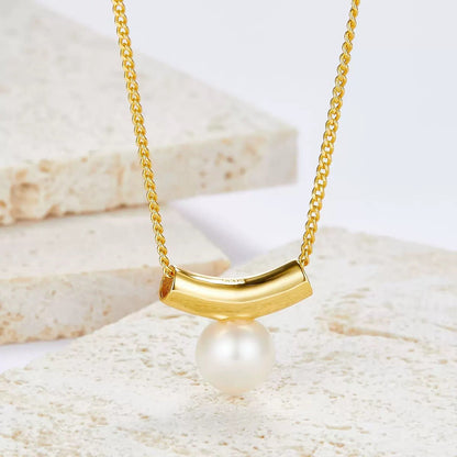 Arc de Lune Necklace