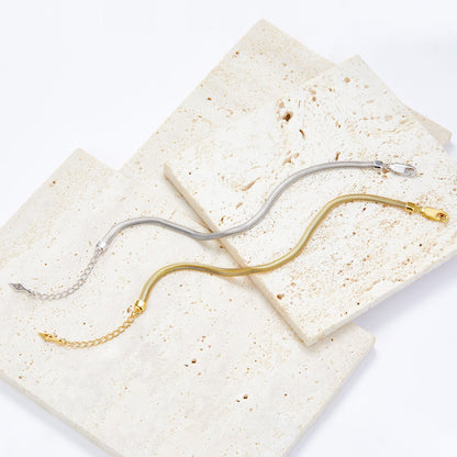 Bare Luxe – Essential Chain Bracelet