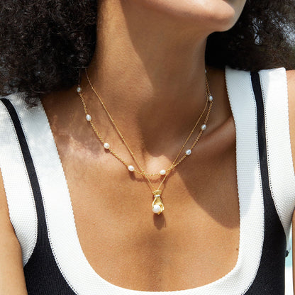 Bare Luxe – Orbit Pearl Necklace