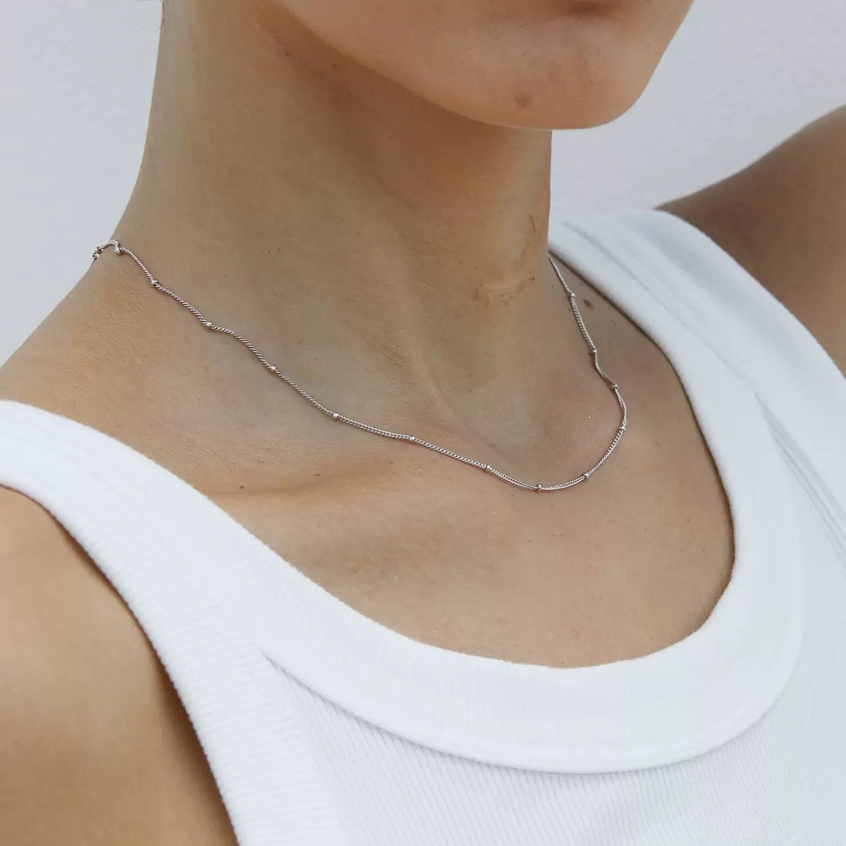 Bare Luxe – Satellite Chain Necklace