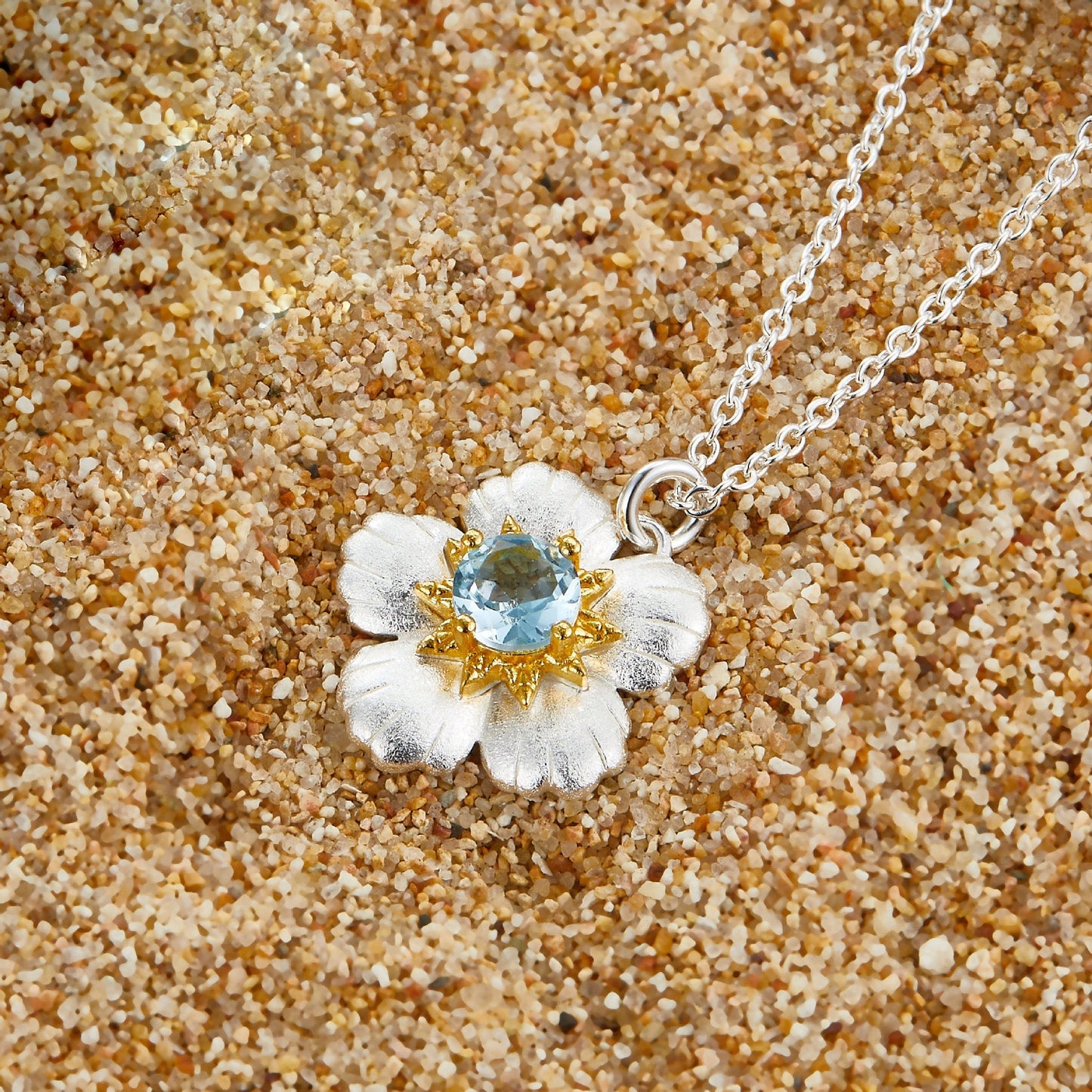 Bleu de Jardin Necklace
