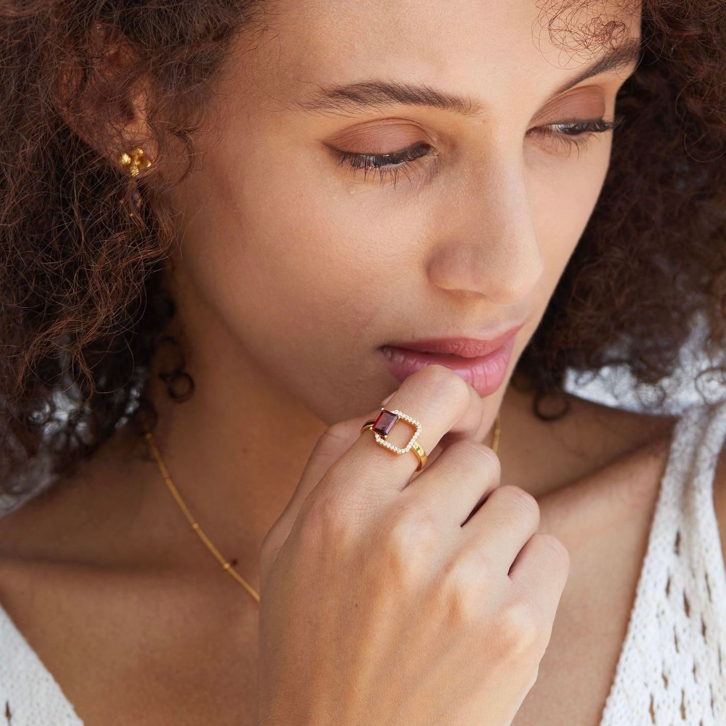 Carré Rouge Ring