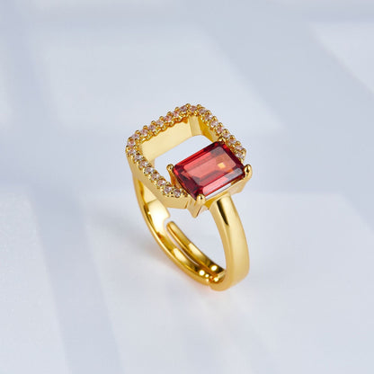 Carré Rouge Ring