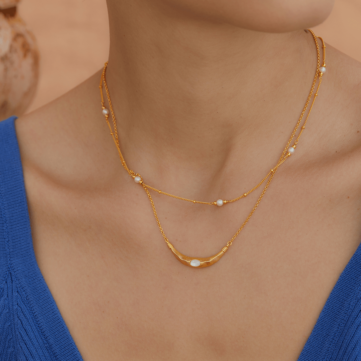 Crescent Arc Necklace