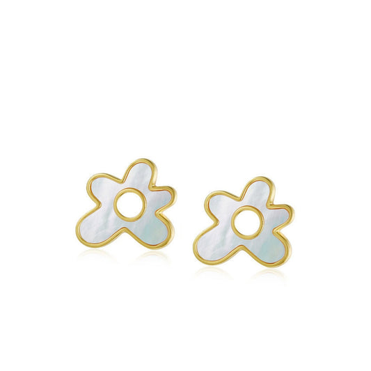 Daisy Whisper Studs