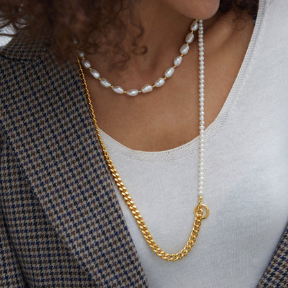 Étreinte d’Or Choker Necklace