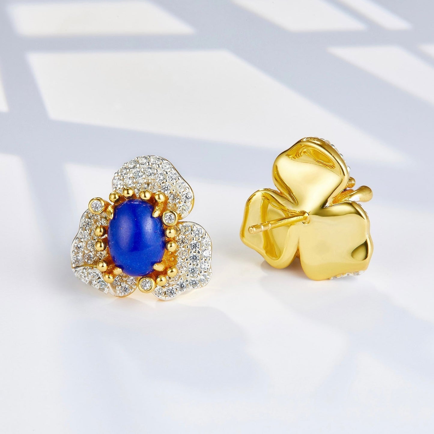 Fleur d’Écume Earrings