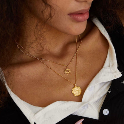 Helia Necklace