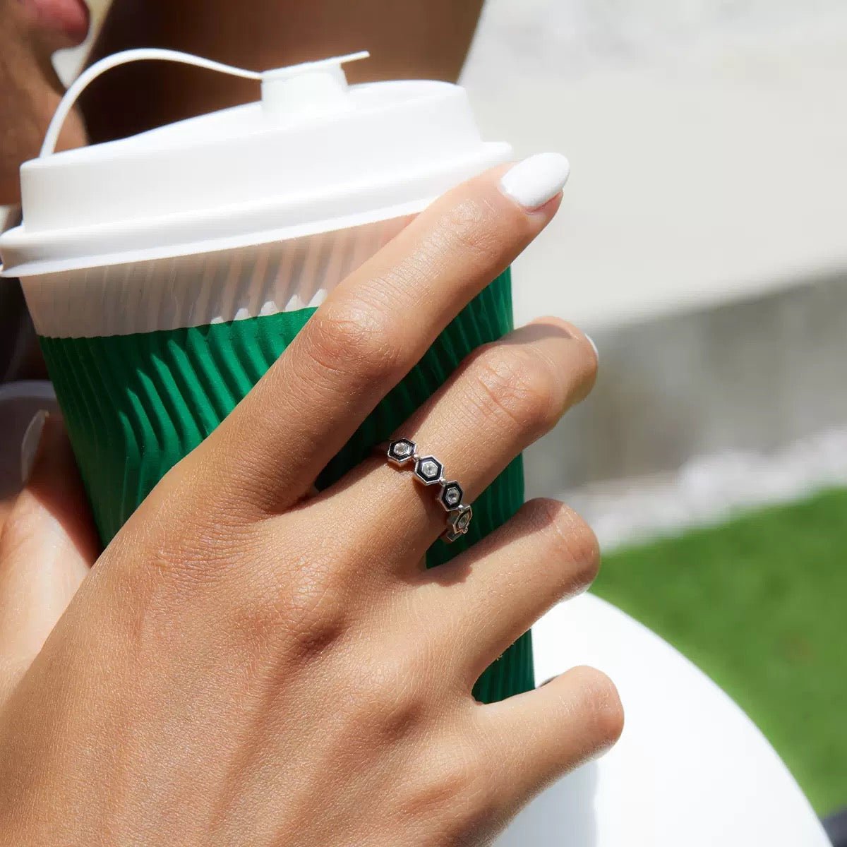 Hexa Noire Ring