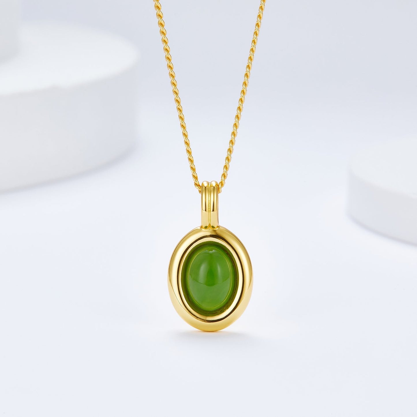 Jade Ovale Necklace