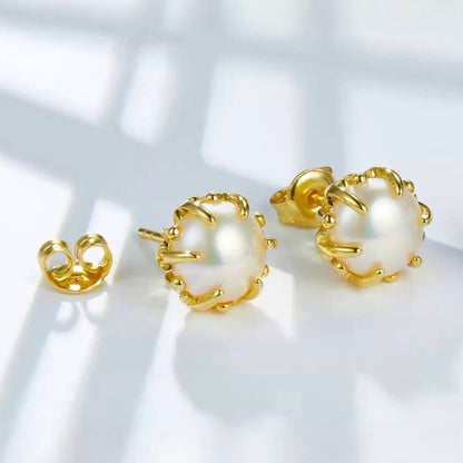 Lustre Studs