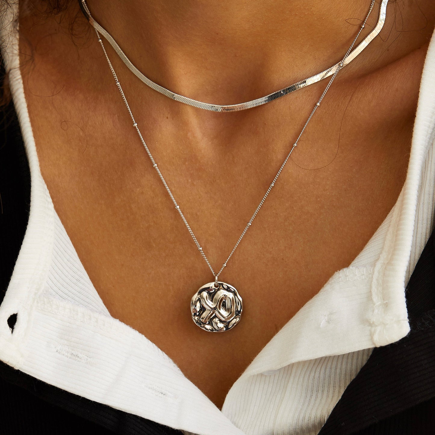 Molten XO Necklace