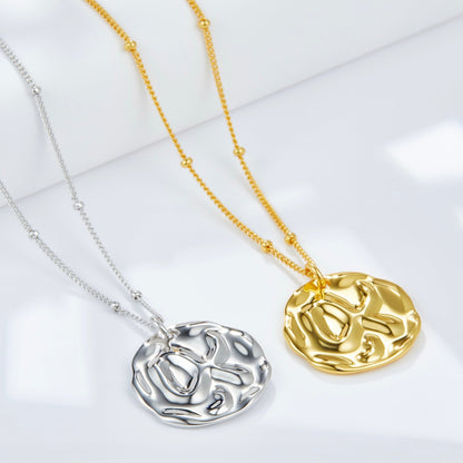 Molten XO Necklace