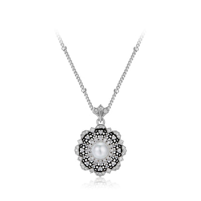 Nocturne Fleur Necklace