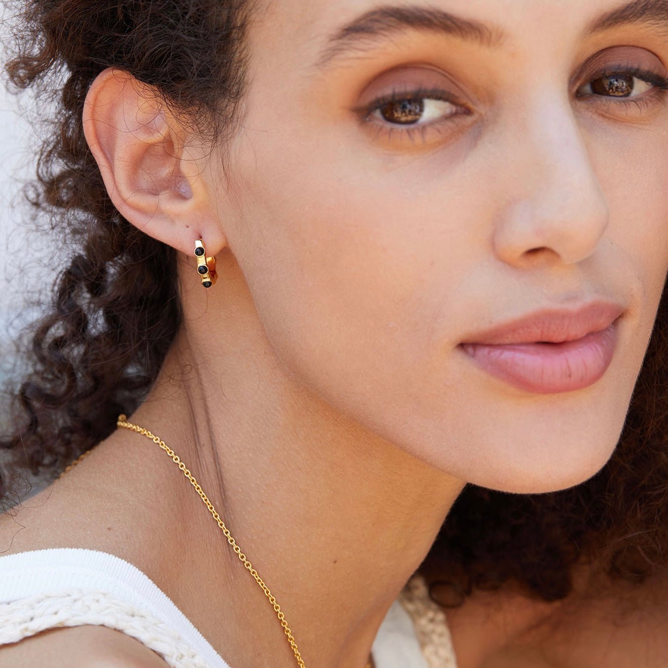 Noir Essence Hoops