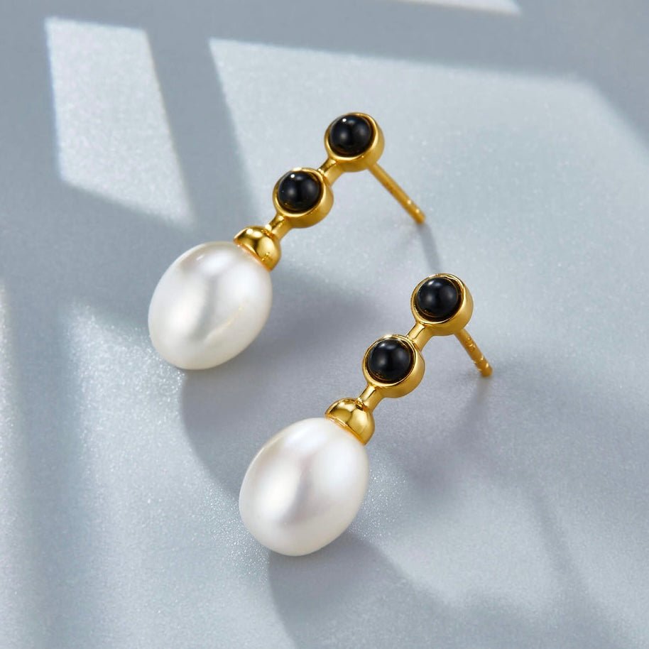 Noir et Perle Earrings