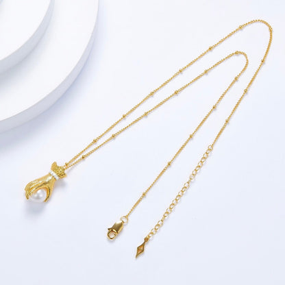 Pearl in Palm Necklace