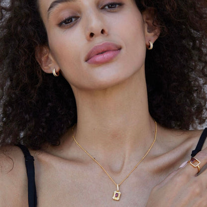 Renaissance Rouge Necklace