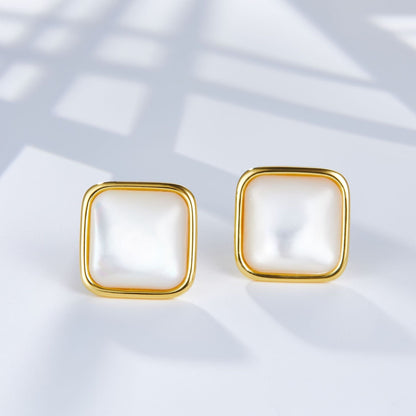 Soleil Blanc Studs