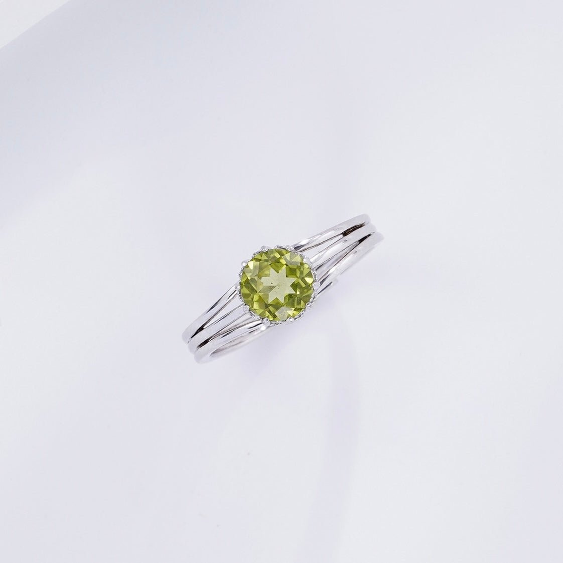 Sylvan Gleam Ring
